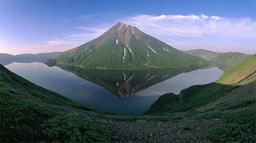 幽仙湖と黒石山
