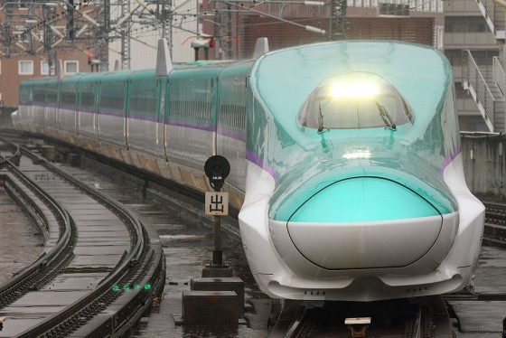 　　　北海道新幹線で使用するのH5車両　　wikipediaより引用
