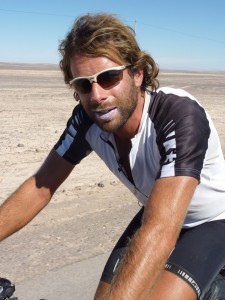 　　79日間で自転車世界一周を達成した 　　マーク・ボーモントさん Wikipediaより引用